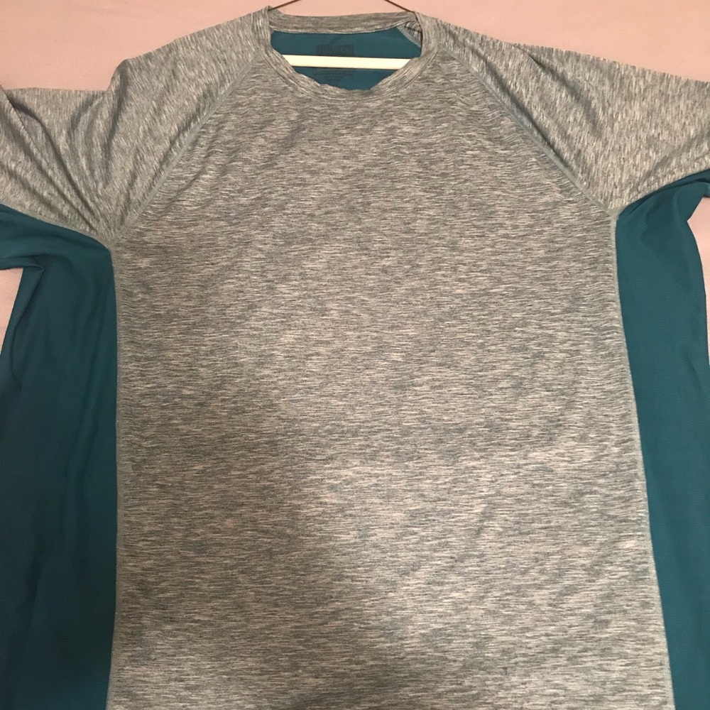 Ventilated T-shirt